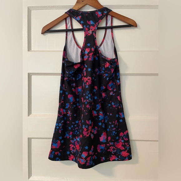 Lululemon - Blue/Pink/Black Spray-paint Tank - Size 6-8 - VGUC - Picture 3 of 3